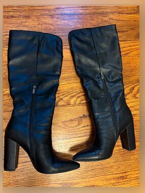 Black pointed toe block heel knee high boots size 8.5 Marttison brand